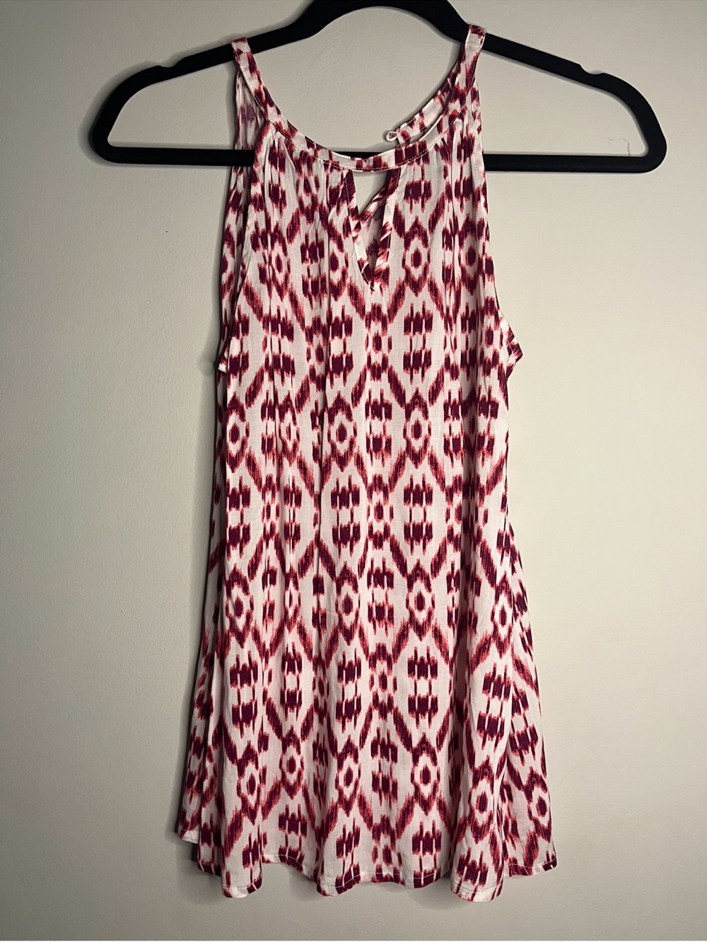 Old navy Sleeveless Ikat Print Shift Dress - Red & White xs